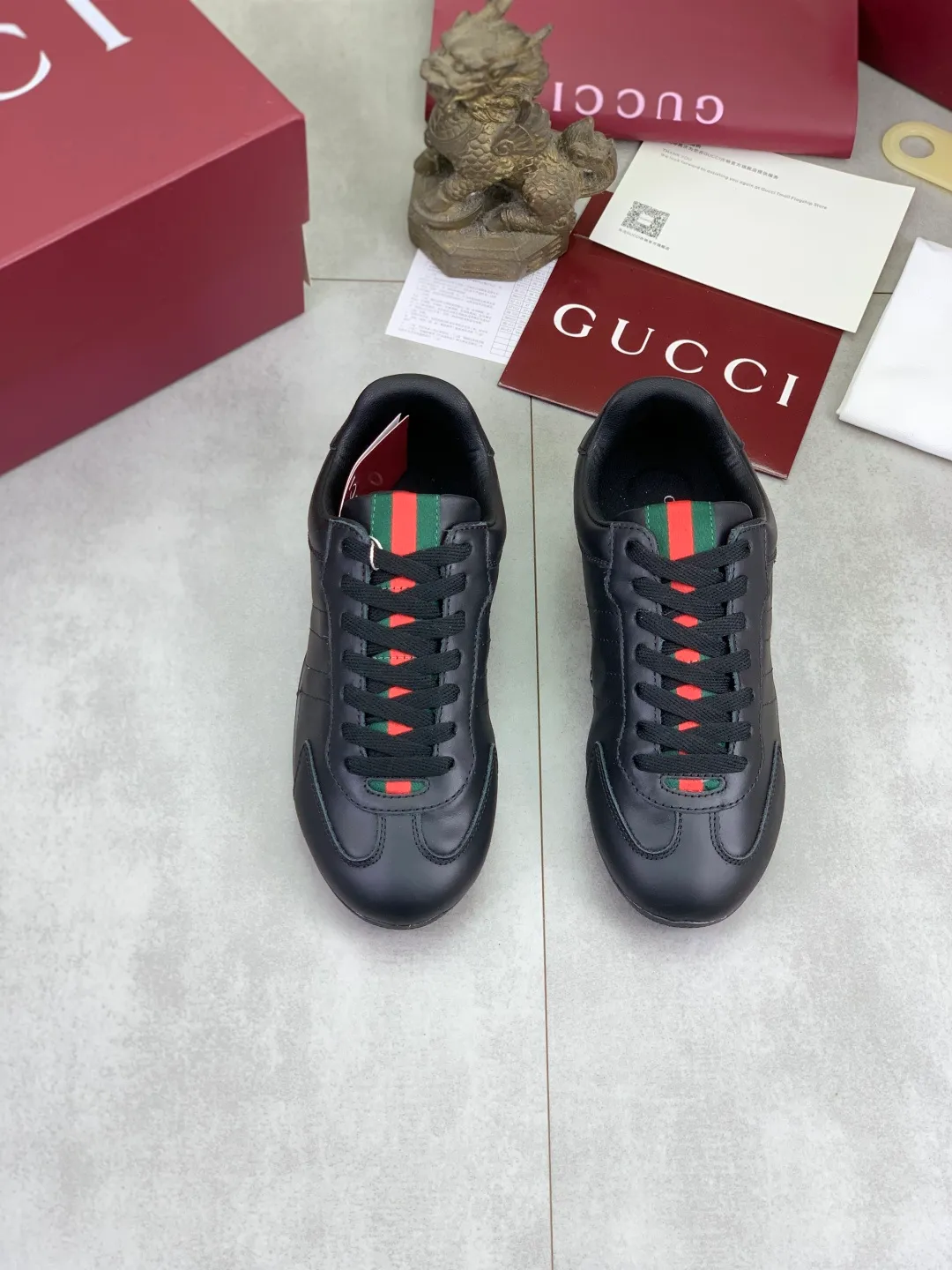 Men's shoes 💰P542 💰[New model] 🆘 The latest model from Gucci's official website 🎁Classic casual and fashionable men's shoes 👟Breaking hot model 💥The style is simple and elegant, exclusive for trendy men. Unique official website's latest brand elements 👑Gucci original decoration, fashionable and generous, the fabric is made of original soft calfskin➕Comfortable soft pigskin lining ✅The official website specifies wear-resistant rubber outsole_full of elasticity, classic model taken in real life🎬Color: 5️⃣colors available😍Number: 35-44